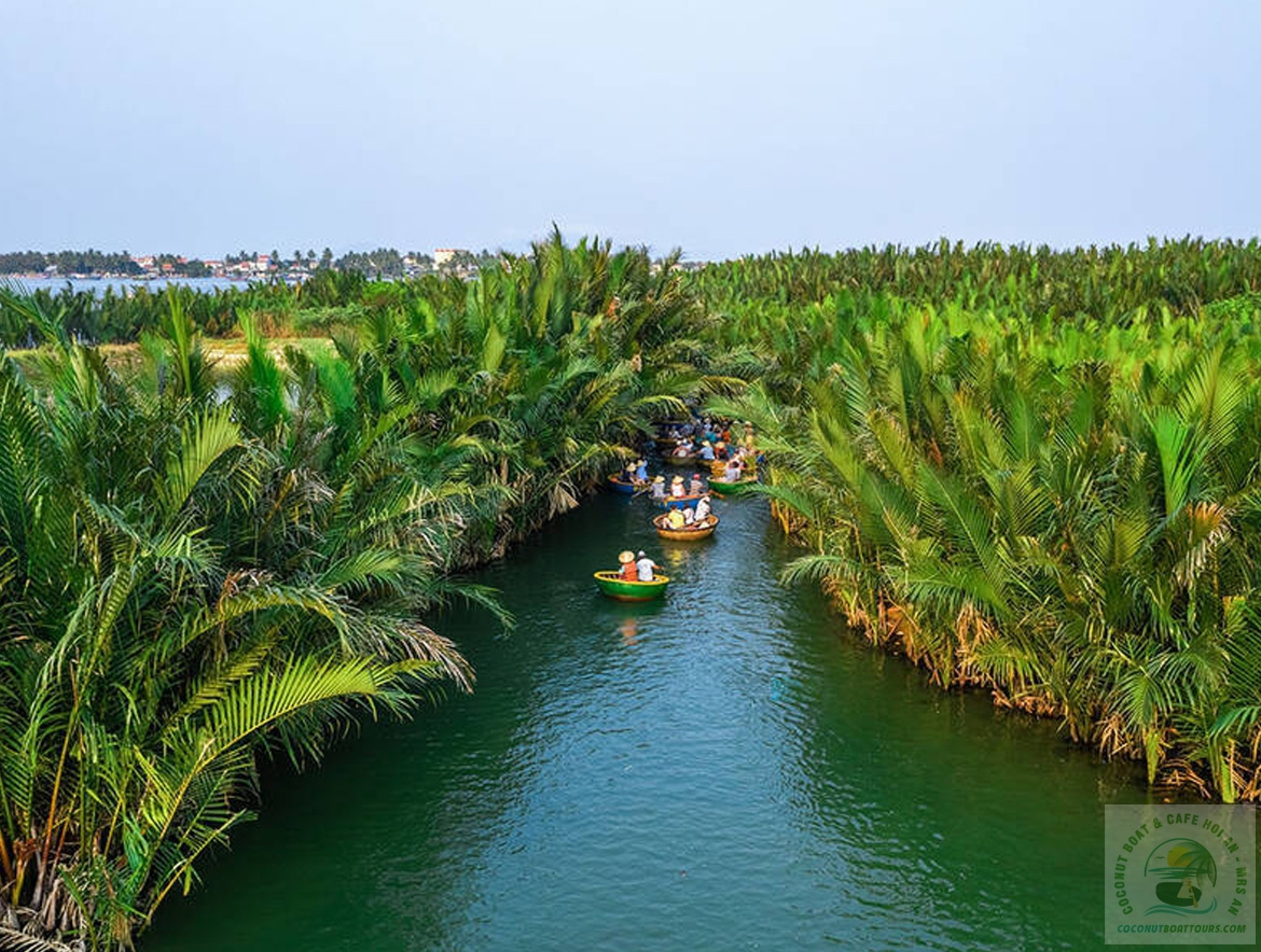 TRADITIONAL VIETNAMESE COFFEE MAKING CLASS & BASKET BOAT EXPERIENCE TOUR thuyen-thung-1